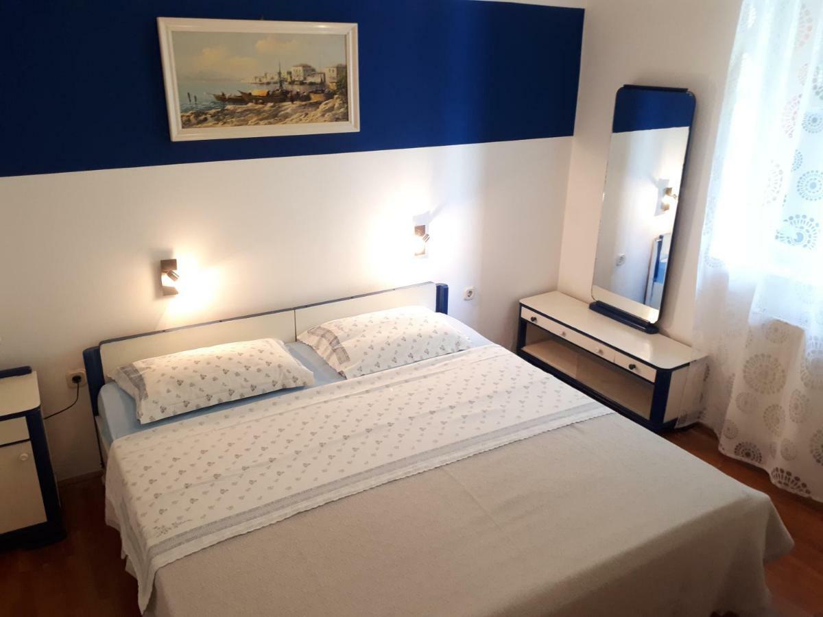 Apartmani Matas Petrcane Esterno foto