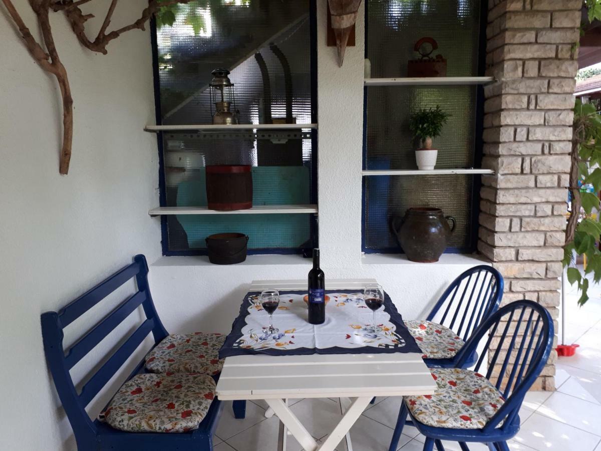 Apartmani Matas Petrcane Esterno foto