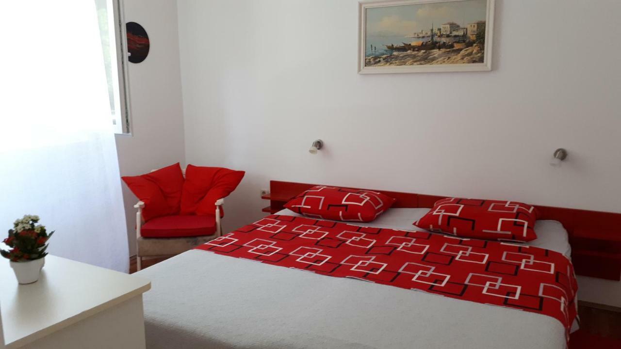 Apartmani Matas Petrcane Esterno foto