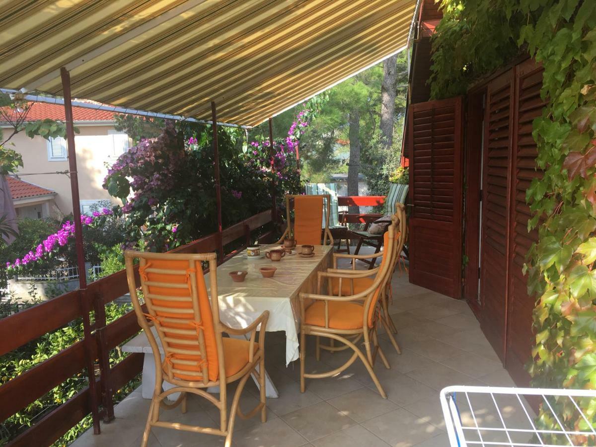 Apartmani Matas Petrcane Esterno foto