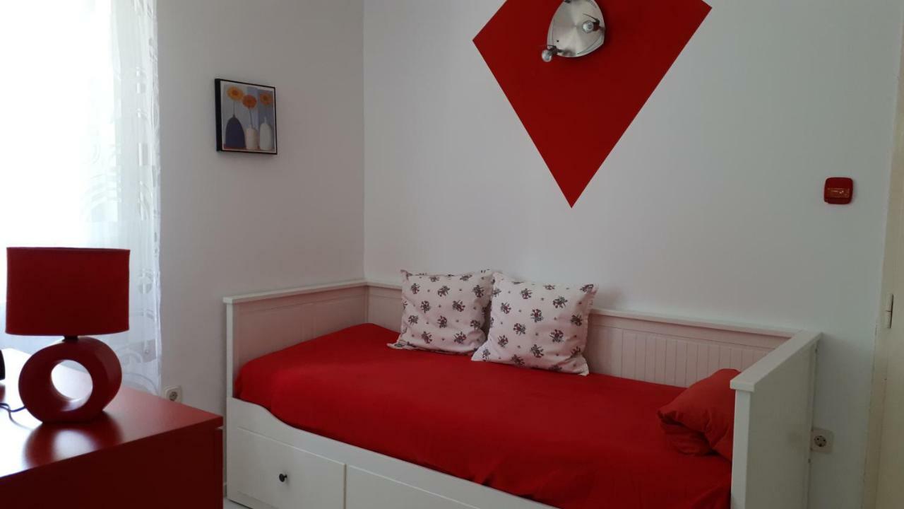 Apartmani Matas Petrcane Esterno foto
