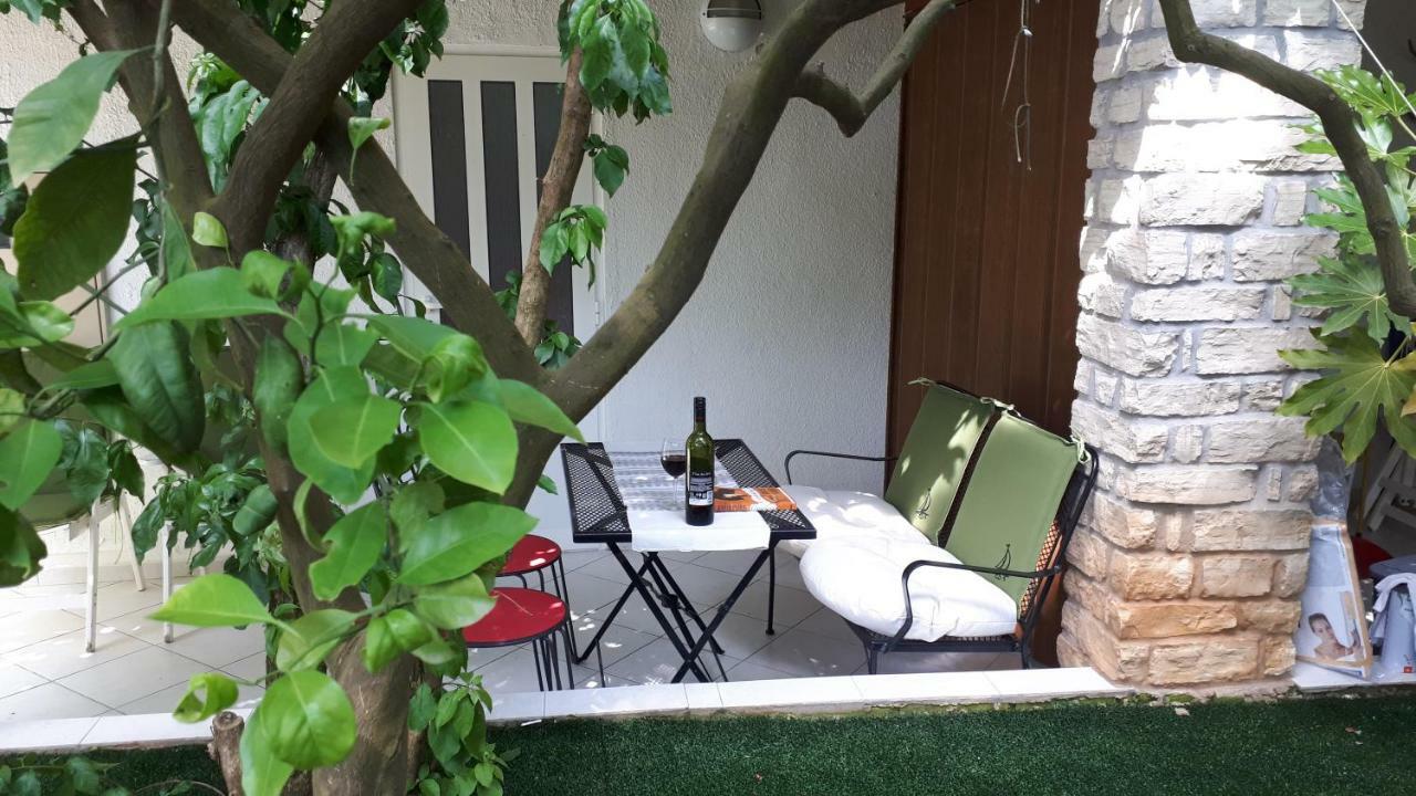 Apartmani Matas Petrcane Esterno foto